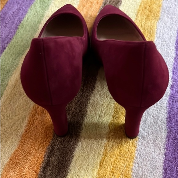 Cole Haan Purple Heels Sleek Suede Design - Picture 3 of 4